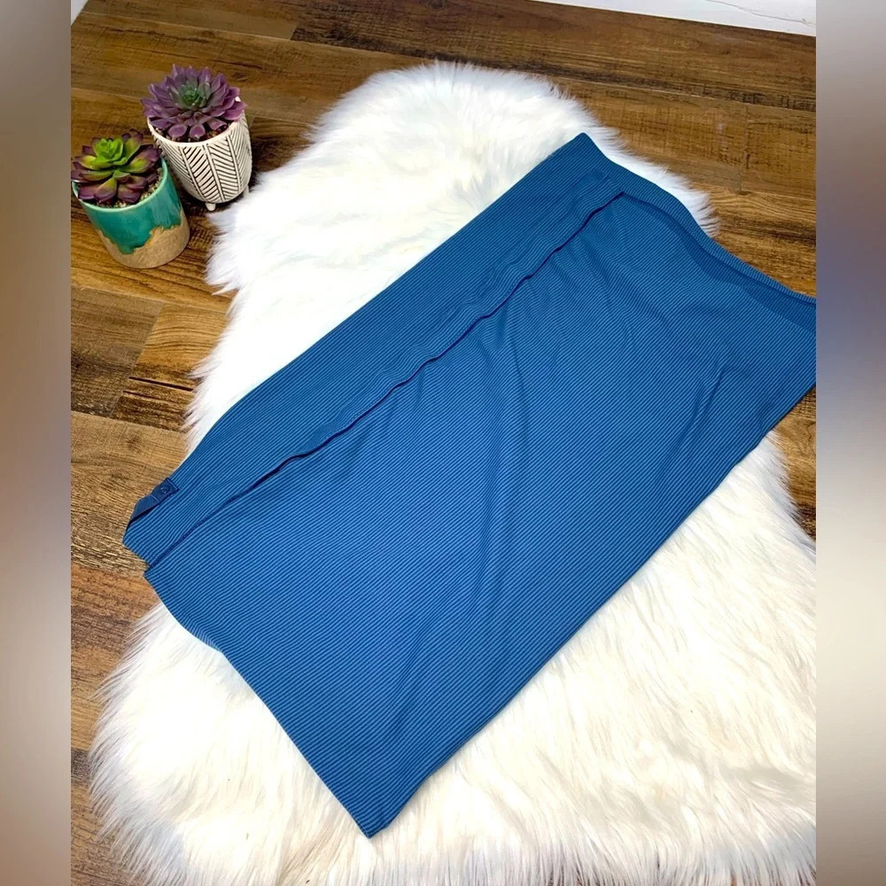 Lululemon Snap Vinyasa Scarf